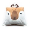 Декоративная подушка с оленями — изображение 3